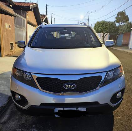KIA SORENTO 2.4 16V GASOLINA EX 7L AUTOMÁTICO KIA SORENTO 2.4 16V GASOLINA EX 7L AUTOMÁTICO